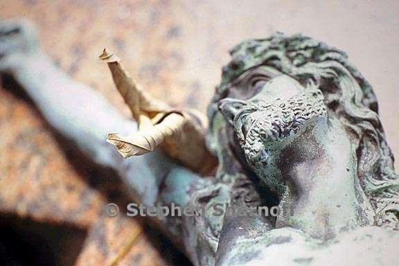 paris cemetery graphic 113