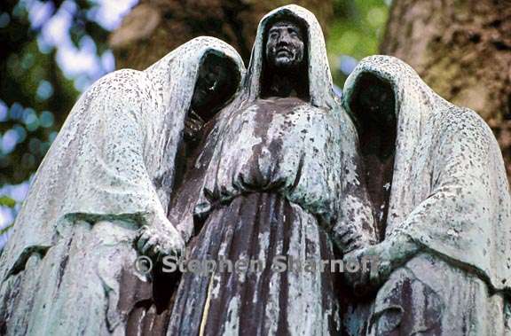 paris cemetery graphic 125