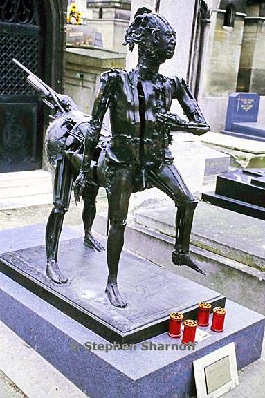 paris cemetery graphic 162