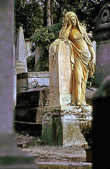 paris cemetery graphic 164