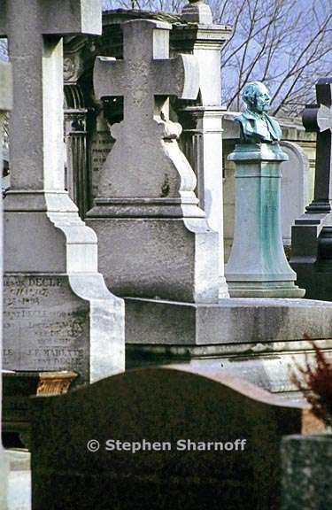 paris cemetery graphic 168