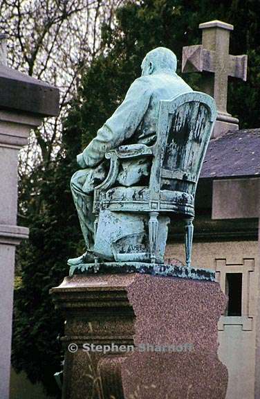 paris cemetery graphic 175