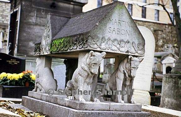 paris cemetery graphic 179