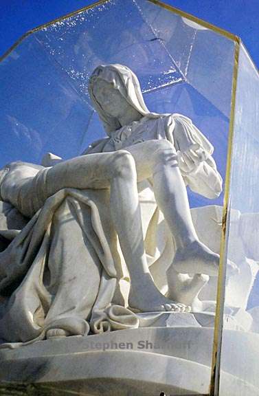paris cemetery graphic 193