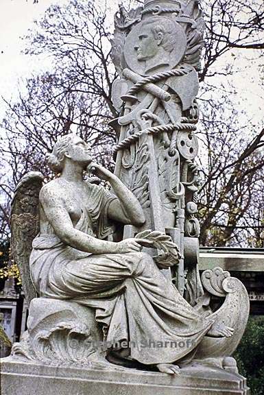 paris cemetery graphic 202