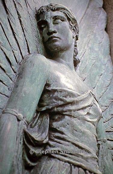 paris cemetery graphic 26