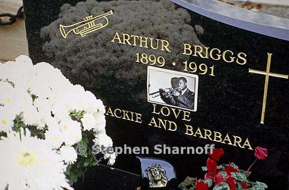 paris cemetery graphic 37
