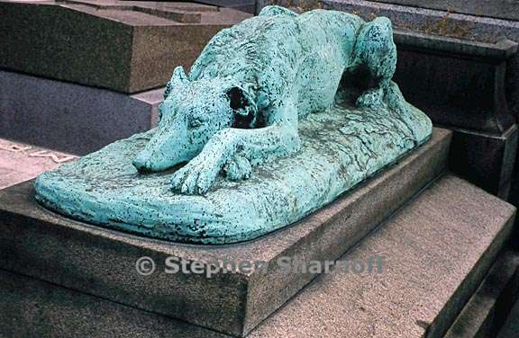 paris cemetery graphic 39