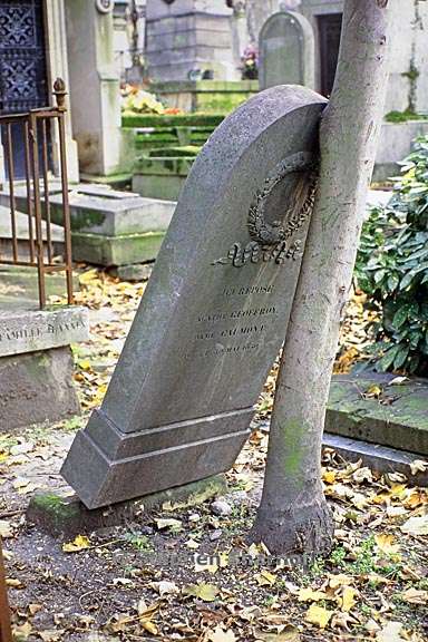 paris cemetery graphic 97