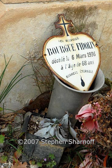 bourgue graphic
