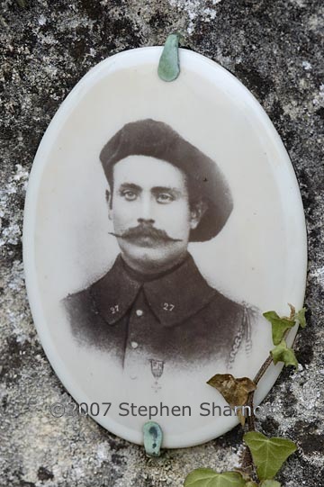 soldier manosque graphic