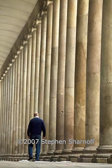 columns and man 1 barcelona graphic
