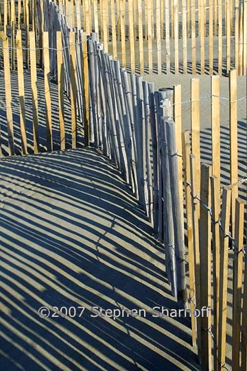 sand fences 3 graphic