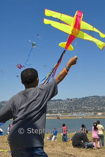 boy with kite graphic
