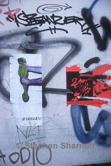 paris street art 6 graphic