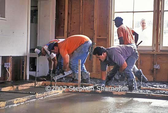 pouring concrete 2 graphic