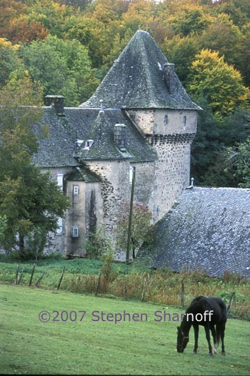 auvergne chateau graphic