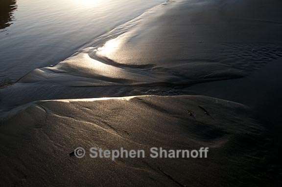 sand reflection big river beach 2 graphic