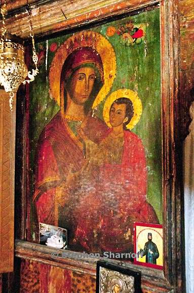 chapel spilla 3 graphic