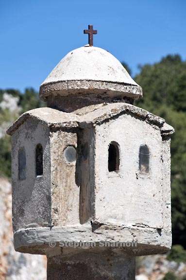 roadside shrine 3 graphic