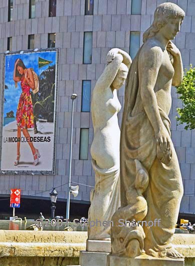 placa statues graphic