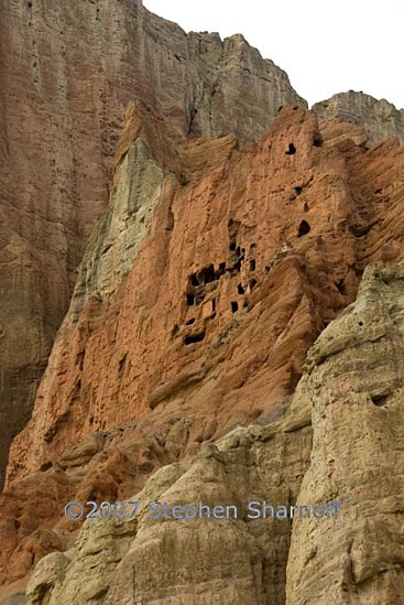 cliffs caves graphic