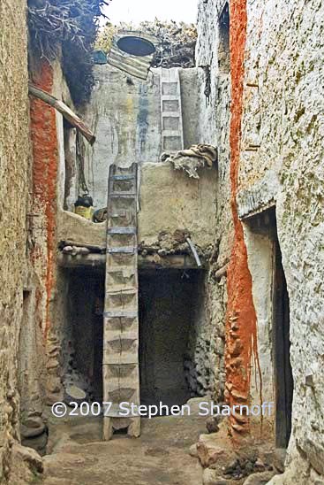 lo monthang 14 graphic