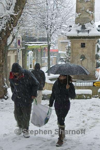 winter in forcalquier graphic